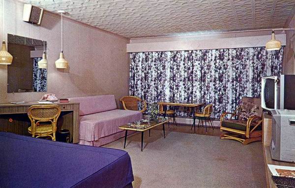 Hawaiian Gardens Resort Motel Tiki Interior View - Holly